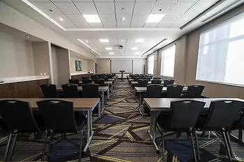 Candlewood Suites West Edmonton - Mall Area By Ihg Hotel