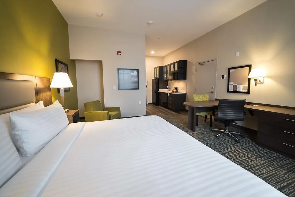 Candlewood Suites West Edmonton - Mall Area By Ihg