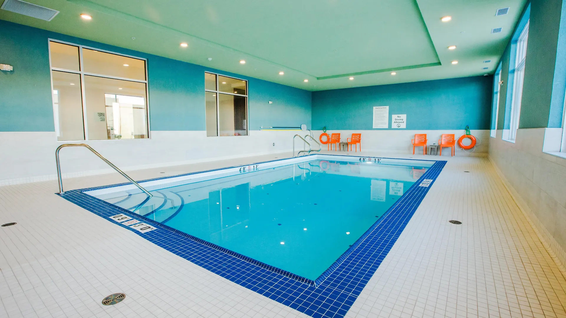 Candlewood Suites West Edmonton - Mall Area By Ihg 3*,