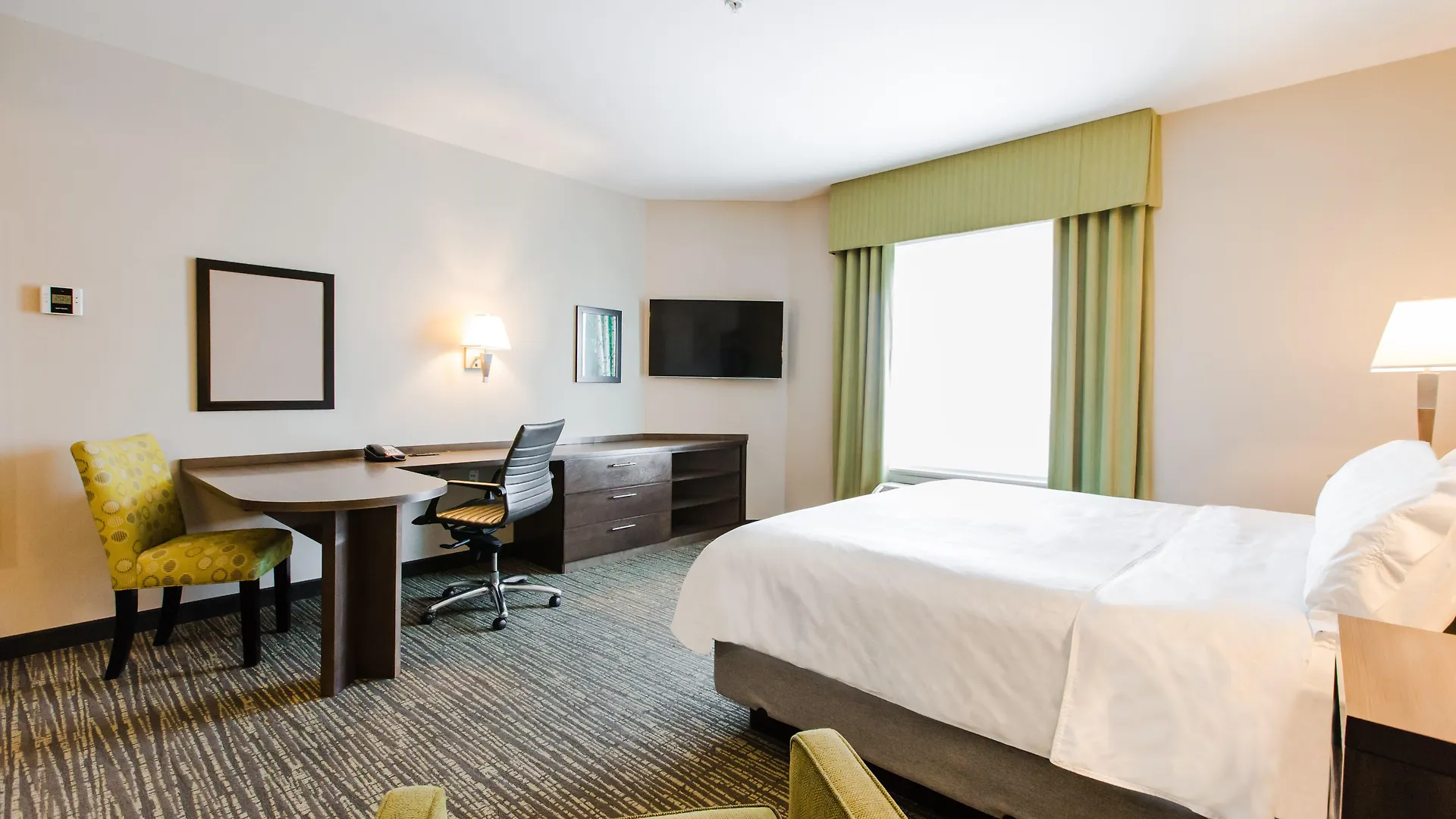 Candlewood Suites West Edmonton - Mall Area By Ihg 3*,