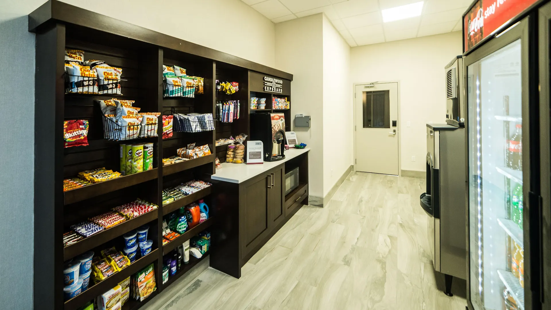 *** Hotel Candlewood Suites West Edmonton - Mall Area By Ihg Canada