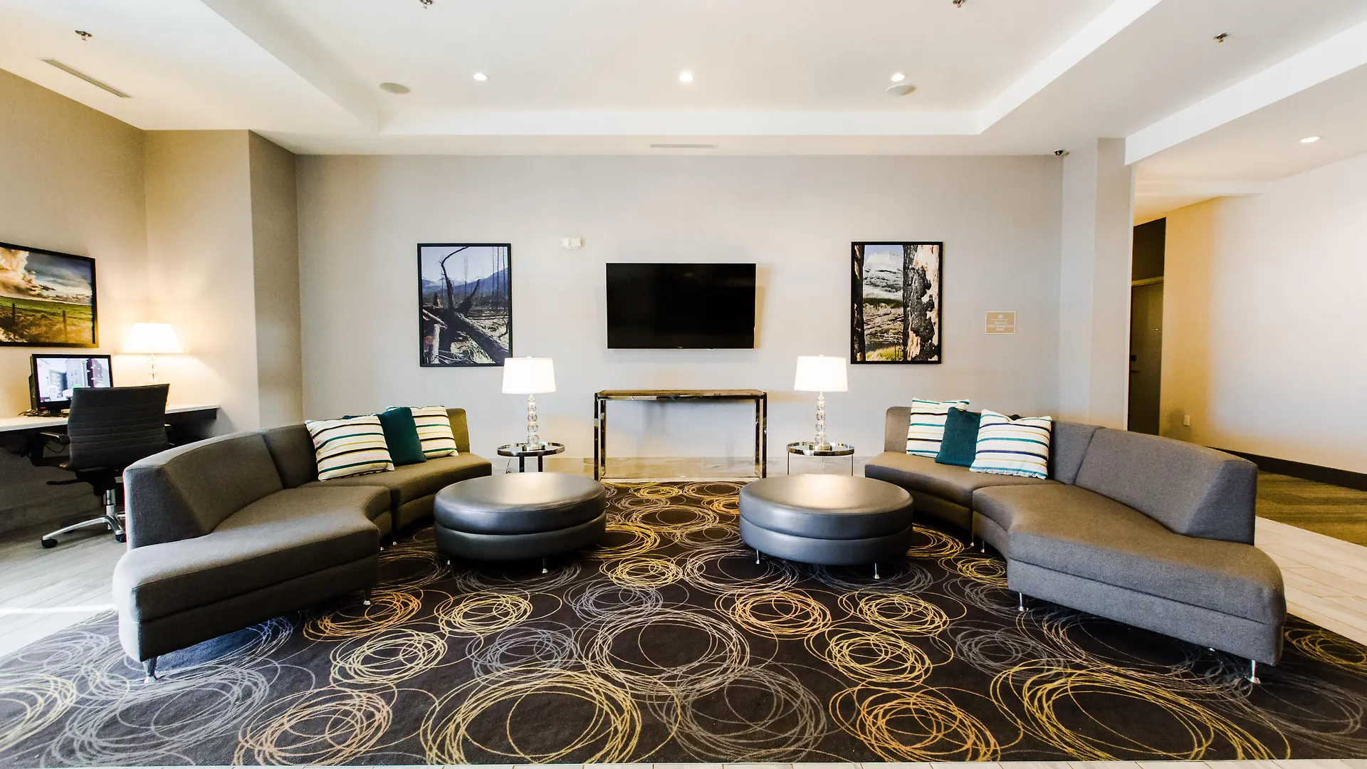 Hotel Candlewood Suites West Edmonton - Mall Area By Ihg