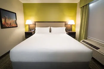 Candlewood Suites West Edmonton - Mall Area By Ihg 3*,